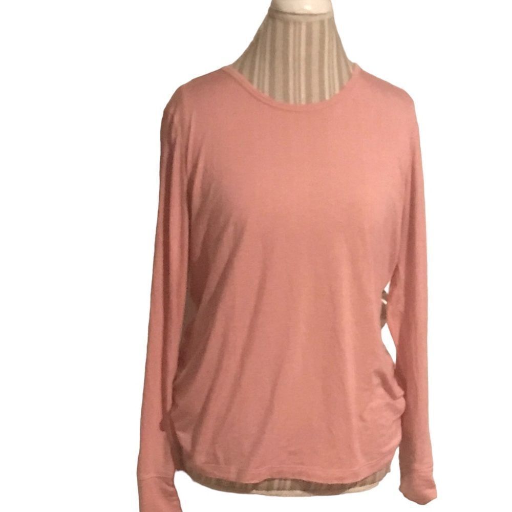 Modern size XL long sleeved top super feel beautiful color
